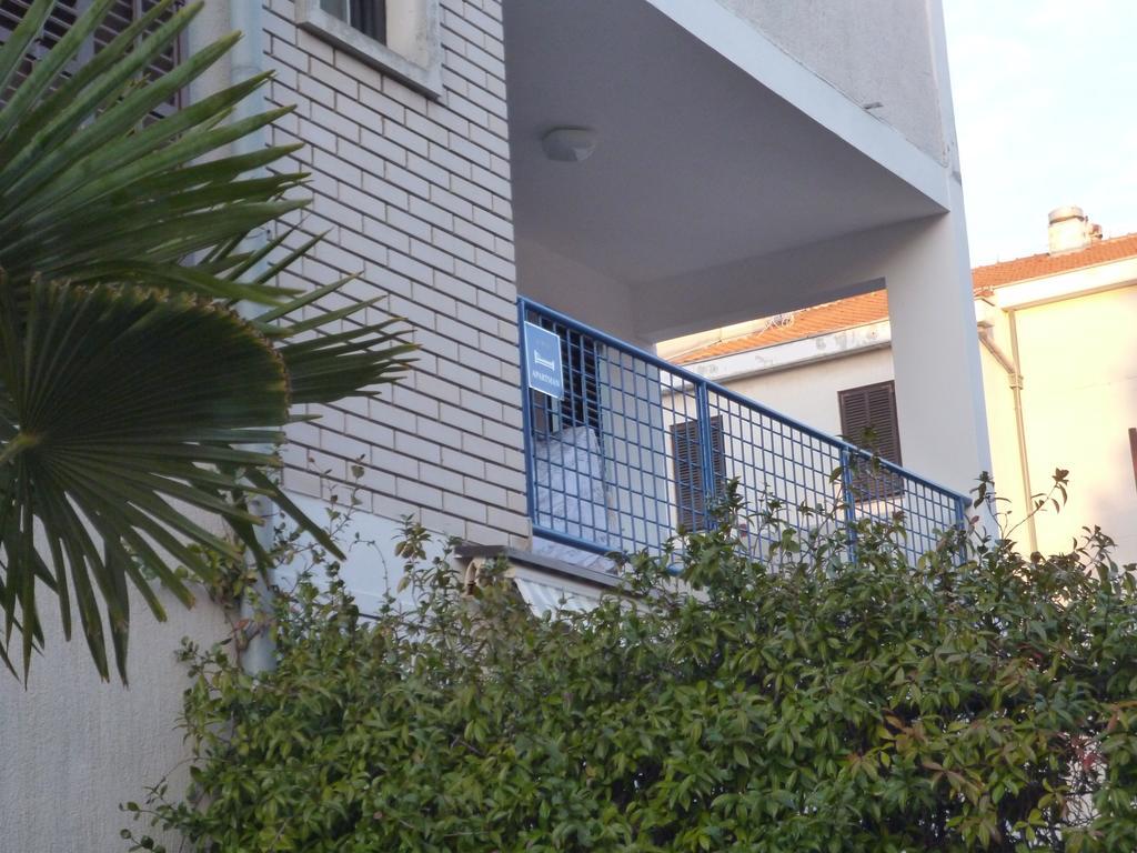 Apartment Irene Pula Extérieur photo
