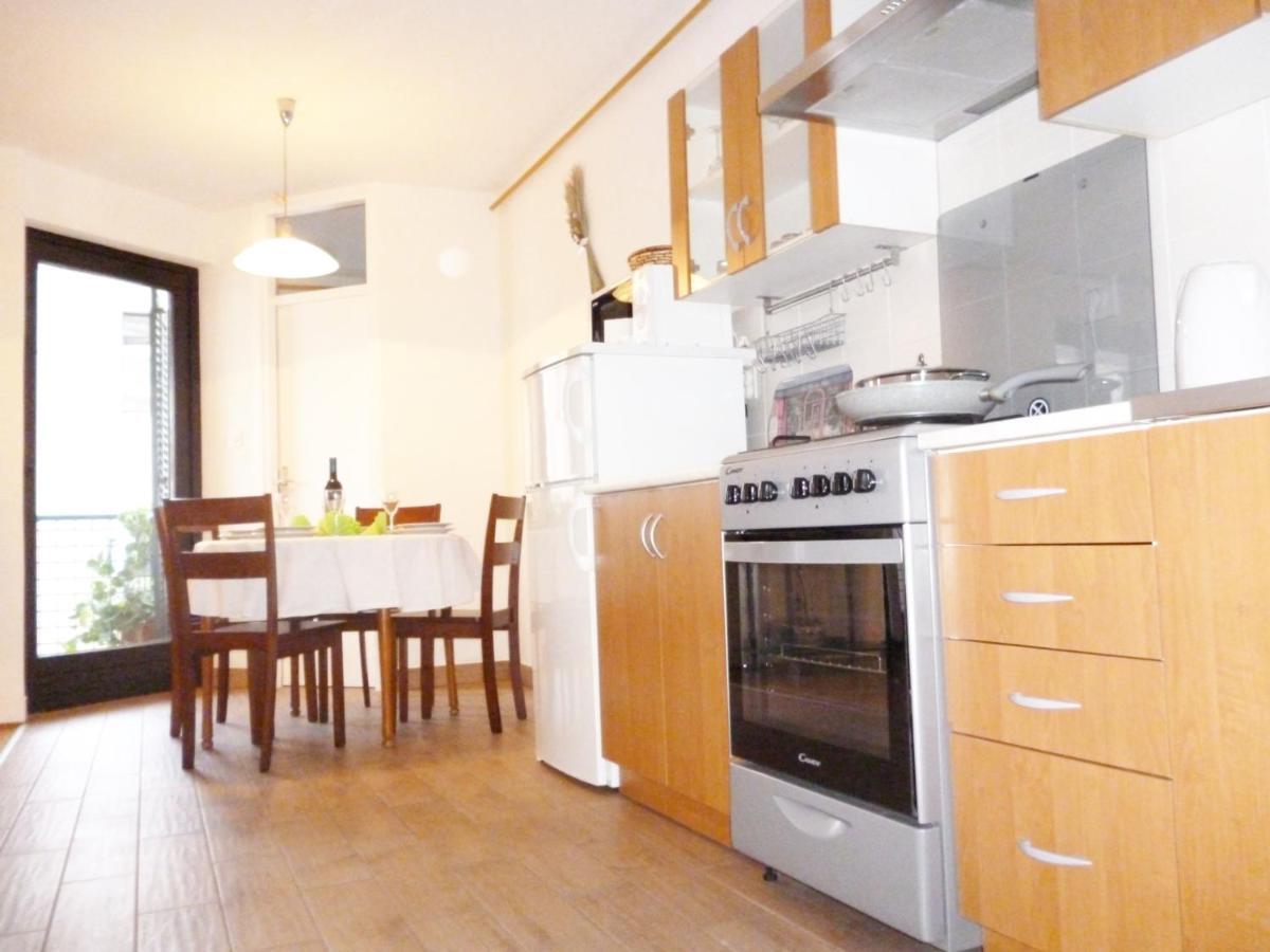 Apartment Irene Pula Extérieur photo